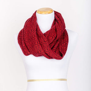 
                  
                    Alpaca Infinity Scarf - Burgundy - Art Andina - Burgundy Infinity scarf - Knitted Infinity Scarf - Tube scarf - Dark red scarf - Loop scarf - Warm knit scarf - Boho infinity scarf - Hygge
                  
                